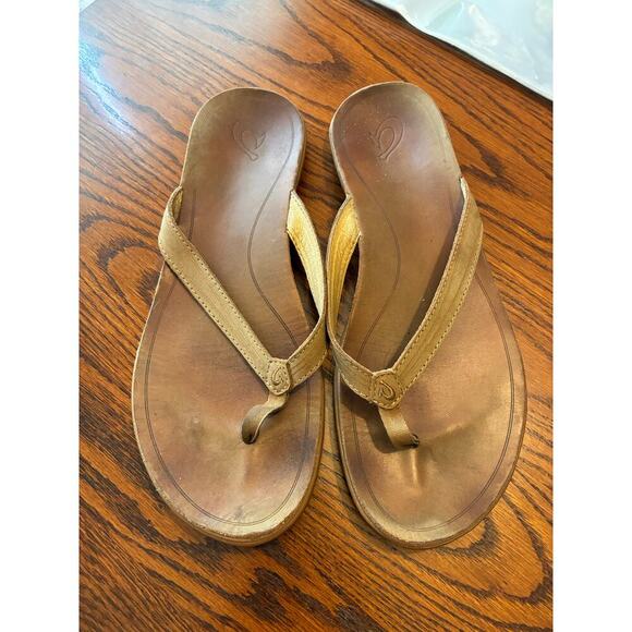 OluKai Women's Aukai Flip-Flop Thong Sandals Brown Gold Size 11 - Picture 1 of 4
